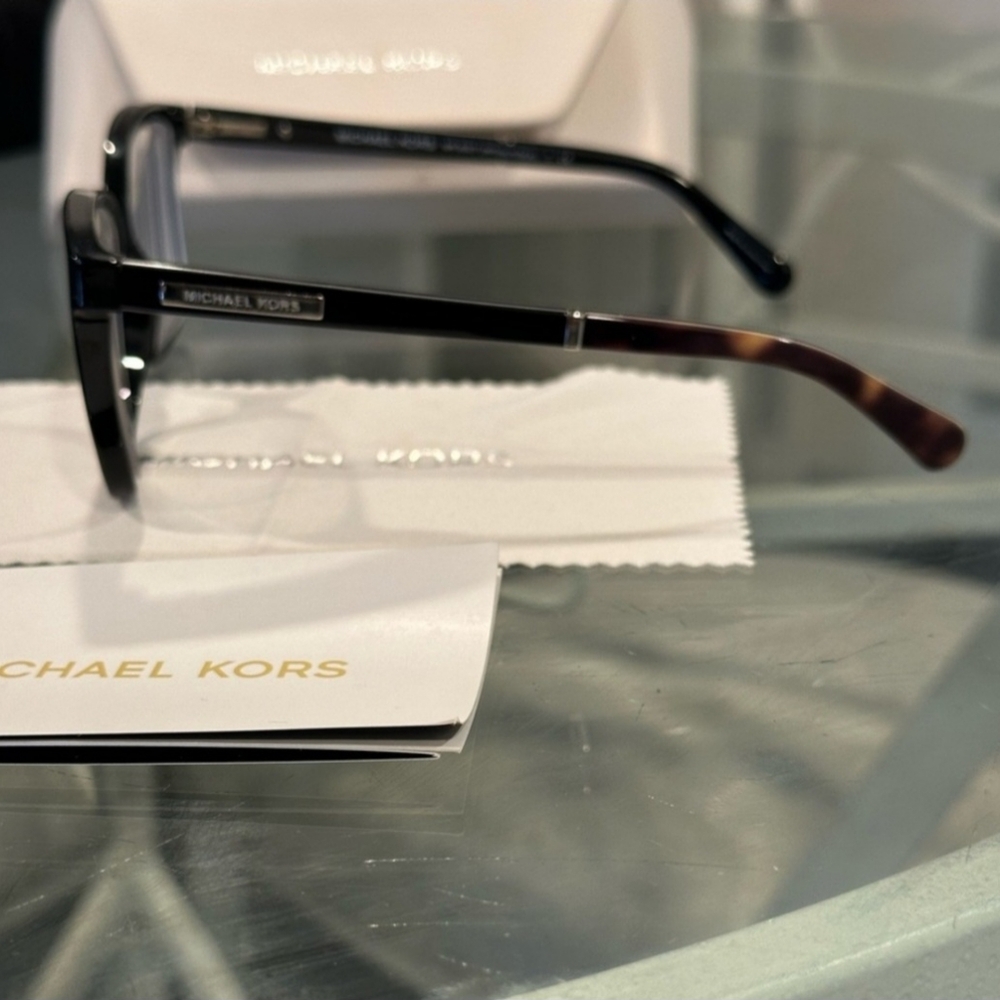Michael Kors Glasses - Picture 5 of 5